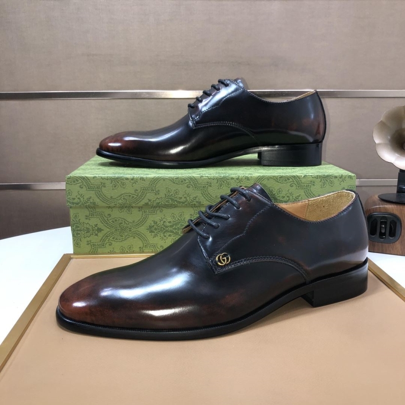 G*u*i leather shoes